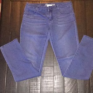 Medium denim jeggings